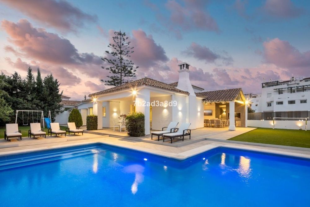 House | Resale in New Golden Mile in New Golden Mile, Costa del Sol - Main property photo