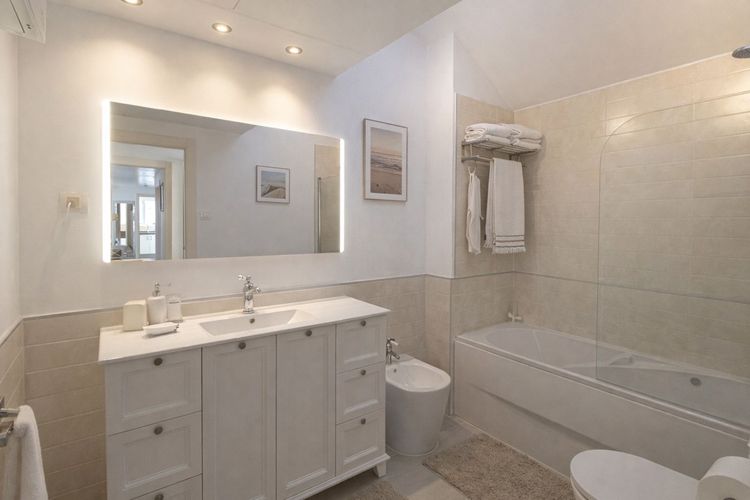 Penthouse | Resale in La Alcaidesa in La Alcaidesa, Costa del Sol - Photo 4