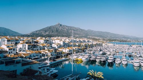 Chalet independiente en Nueva Andalucía — Nueva Andalucía Others, Costa del Sol