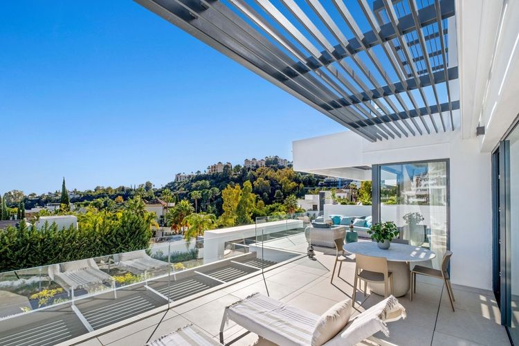 Apartment | Resale in La Quinta in La Quinta, Costa del Sol - Photo 3