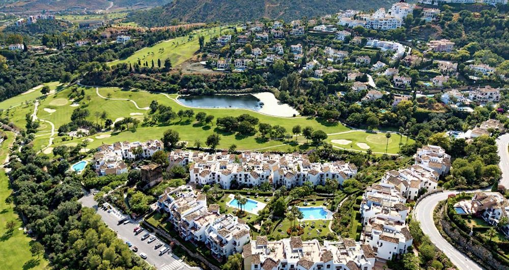 Apartment | Resale in Los Arqueros in Los Arqueros, Costa del Sol - Main property photo