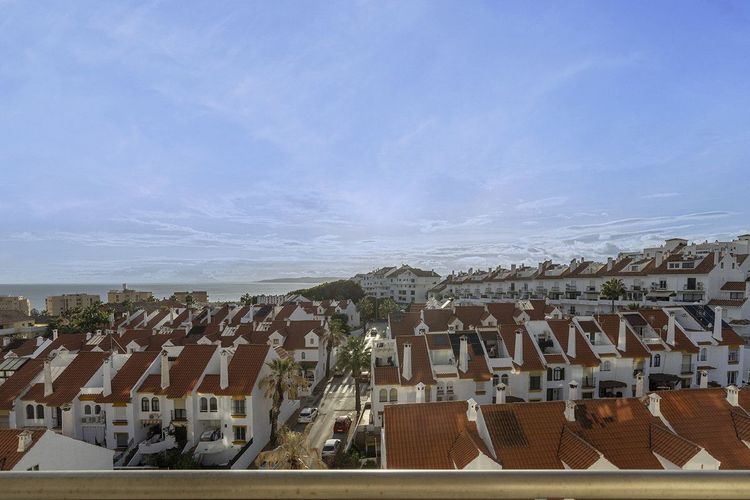 Apartment | Resale in Estepona in Estepona, Costa del Sol - Photo 2