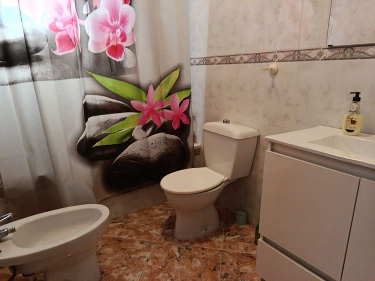 House | Resale in Elche in Elche, Costa Blanca - Photo 3