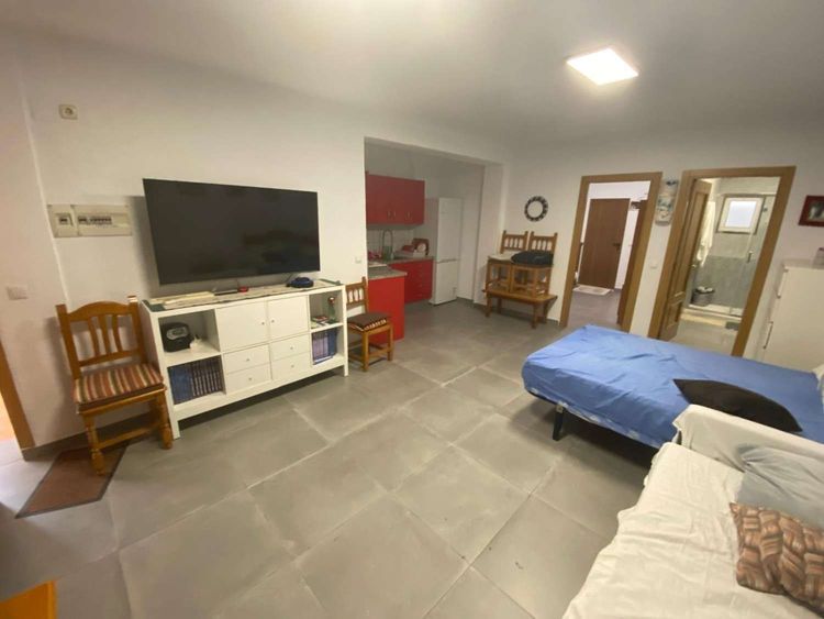 Apartment | Resale in Los Boliches in Los Boliches, Costa del Sol - Photo 4