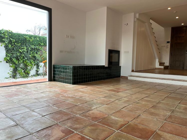 House | Resale in Marbella in Marbella Others, Costa del Sol - Photo 5