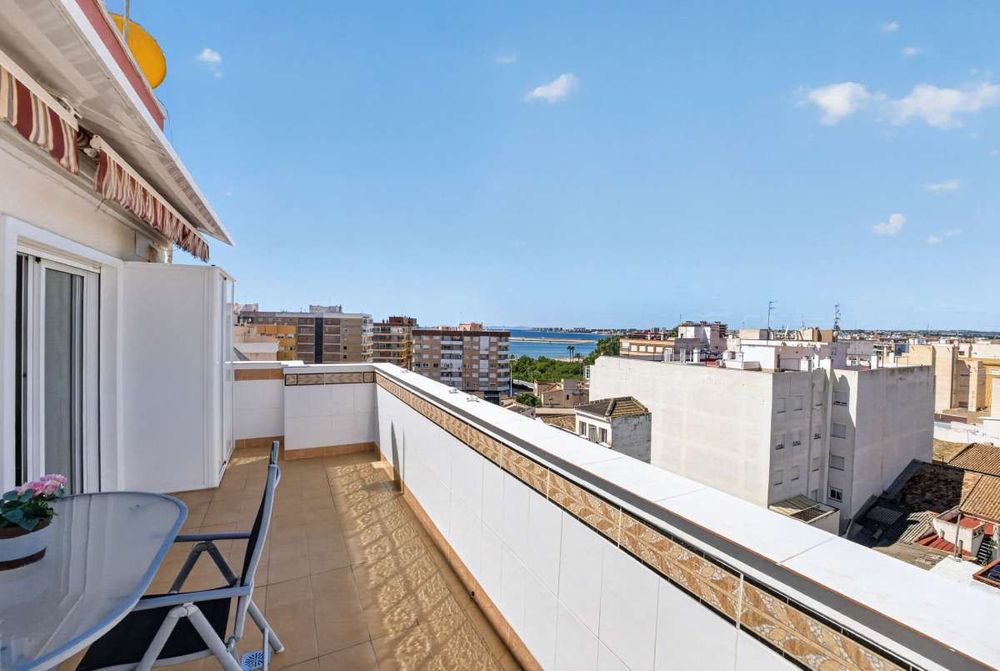 Penthouse | Resale in Torrevieja in Torrevieja, Costa Blanca - Main property photo