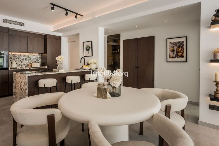 Apartment | Resale in La Quinta in La Quinta, Costa del Sol - Photo 3