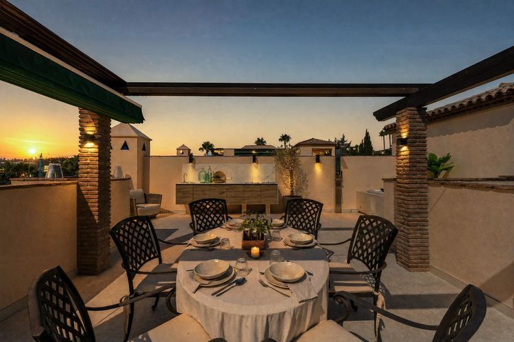 Penthouse | Resale in Nueva Andalucía in Nueva Andalucía Others, Costa del Sol - Photo 3