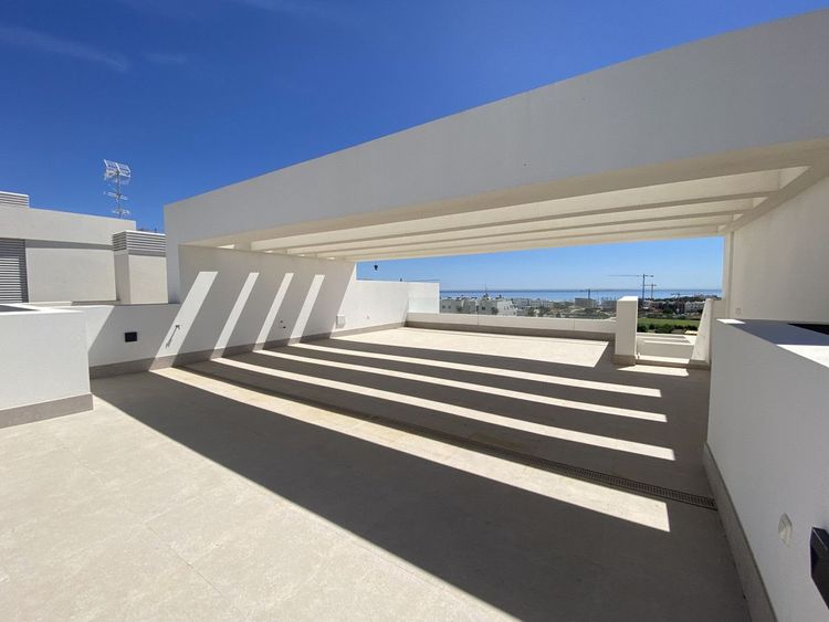 Penthouse | Resale in Estepona - Development photo 1