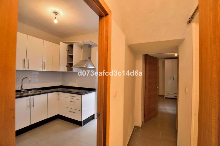 House | Resale in Ronda in Ronda, Costa del Sol - Photo 5