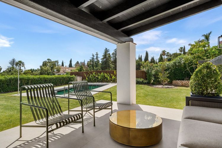 House | Resale in The Golden Mile in The Golden Mile, Costa del Sol - Photo 4