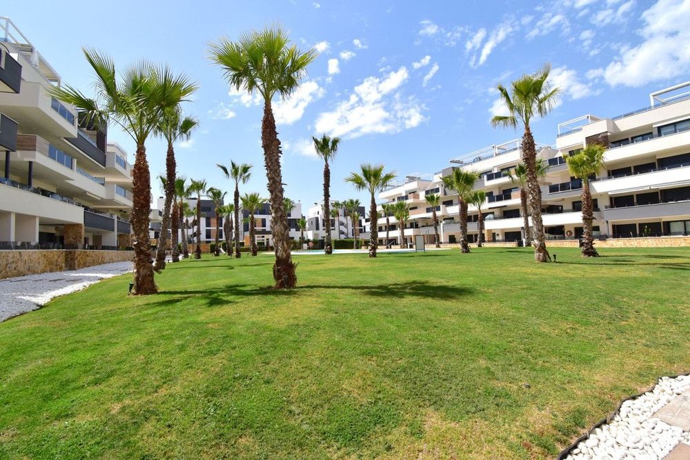 Apartment | Resale in Los Altos in Costa Blanca - Main property photo