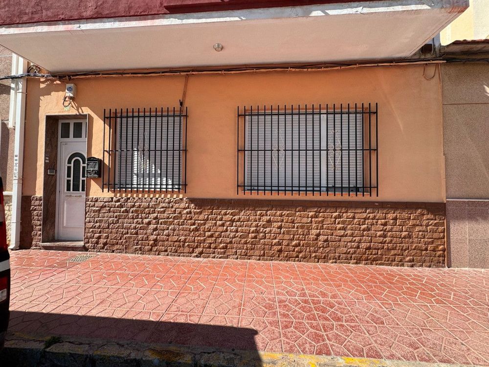 Apartment | Resale in Guardamar del Segura in Guardamar del Segura, Costa Blanca - Main property photo