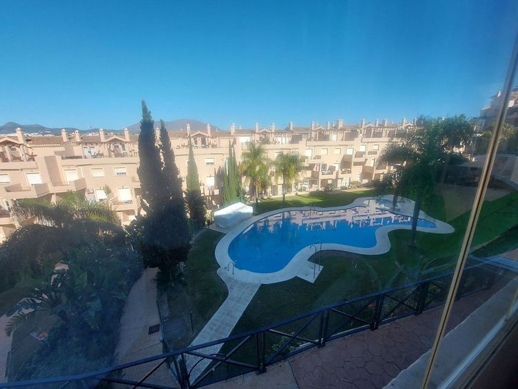 Apartment | Resale in La Duquesa - Development photo 1