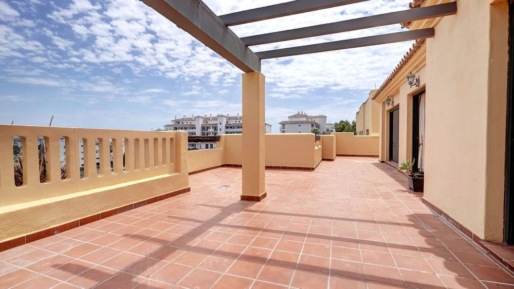 Penthouse | Resale in Miraflores in Miraflores, Costa del Sol - Main property photo
