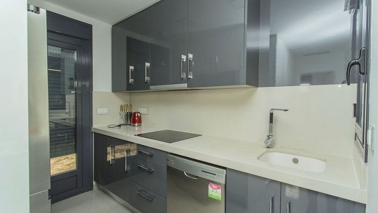 House | Resale in Lomas de Cabo Roig in Lomas de Cabo Roig, Costa Blanca - Photo 4