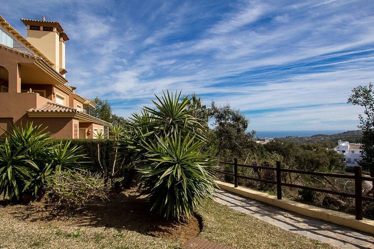 Apartment | Resale in La Mairena - Development photo 1