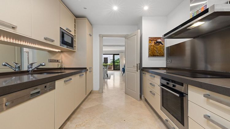 Apartment | Resale in Casares in Casares Others, Costa del Sol - Photo 3