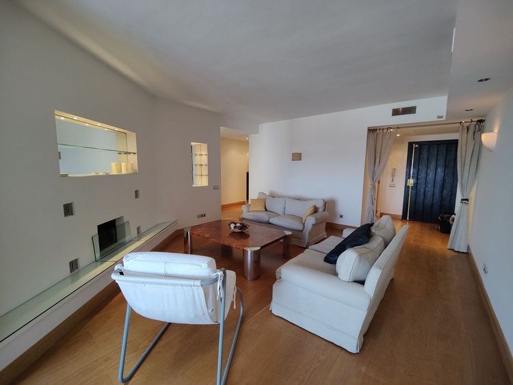 Apartment in Puerto Banús in Puerto Banús, Nueva Andalucía, Costa del Sol - Photo 5