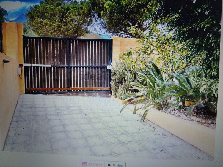 House | Resale in Nagüeles in Nagüeles, Costa del Sol - Photo 3