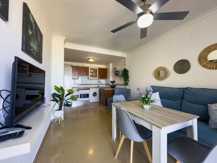 Apartment | Resale in San Luis de Sabinillas in San Luis de Sabinillas, Costa del Sol - Photo 4