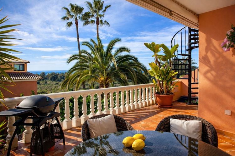 Penthouse | Resale in Costalita in Costalita, Costa del Sol - Photo 4