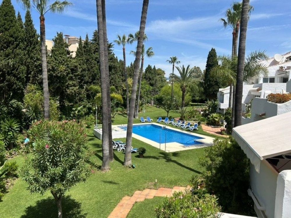 Apartment | Resale in Puerto Banús in Puerto Banús, Costa del Sol - Main property photo