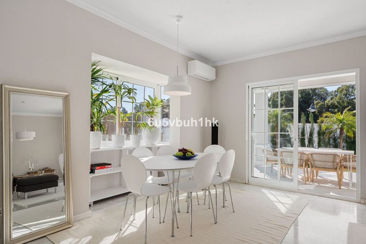 House | Resale in Campo Mijas in Campo Mijas, Costa del Sol - Photo 5