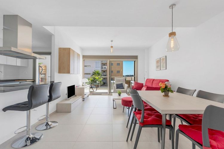 Apartment | Resale in La Zenia in La Zenia, Costa Blanca - Photo 4