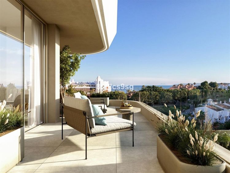 House | Resale in Estepona - Development photo 1