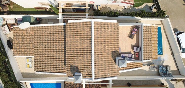 House | Resale in Villamartin in Villamartin, Costa Blanca - Photo 4