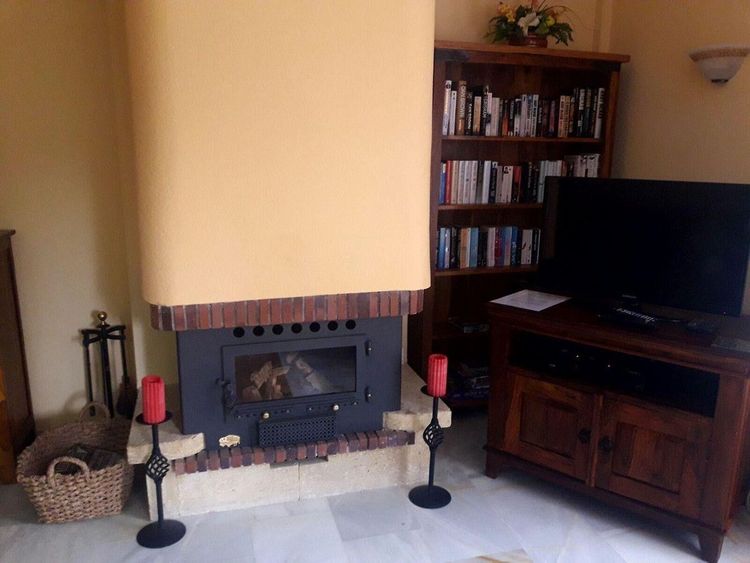 Apartment | Resale in Cabopino in Cabopino, Costa del Sol - Photo 3