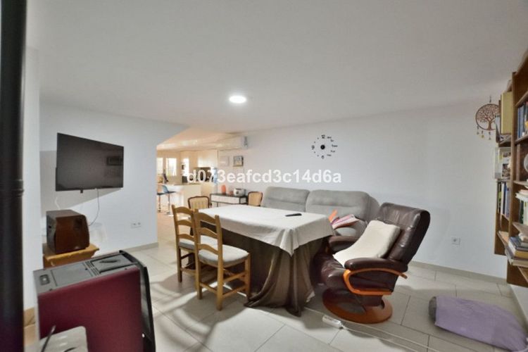 House | Resale in Ronda in Ronda, Serranía de Ronda, Costa del Sol - Photo 2