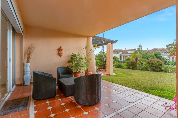 Apartment | Resale in Sierra Blanca in Sierra Blanca, Costa del Sol - Photo 3