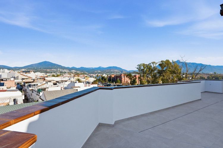 Penthouse | Resale in San Pedro de Alcántara in San Pedro de Alcántara Others, San Pedro de Alcántara, Costa del Sol - Photo 3