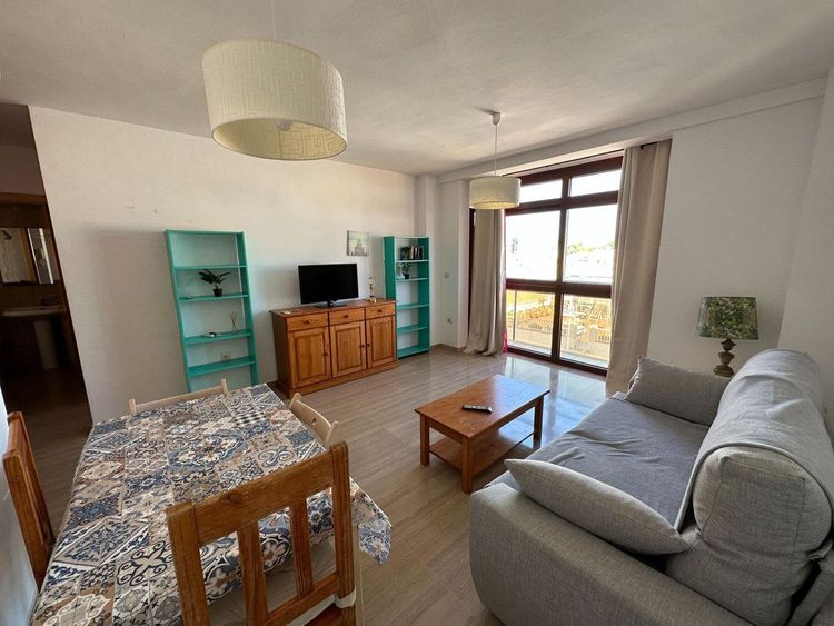 Apartment | Resale in Fuengirola in Fuengirola Others, Costa del Sol - Photo 5