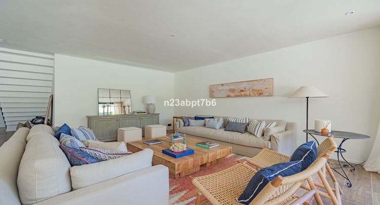 House | Resale in Sotogrande Costa in Sotogrande Costa, Costa del Sol - Photo 3