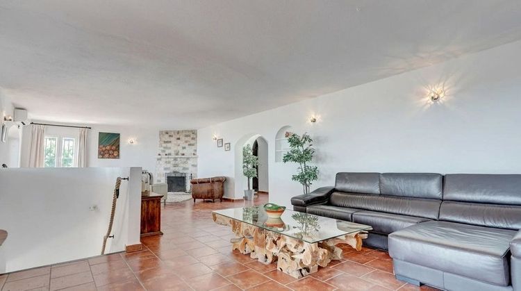 House | Resale in Mijas in Mijas Others, Costa del Sol - Photo 5