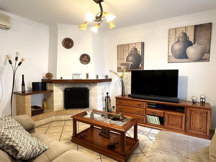 Penthouse | Resale in Las Lagunas - Development photo 1