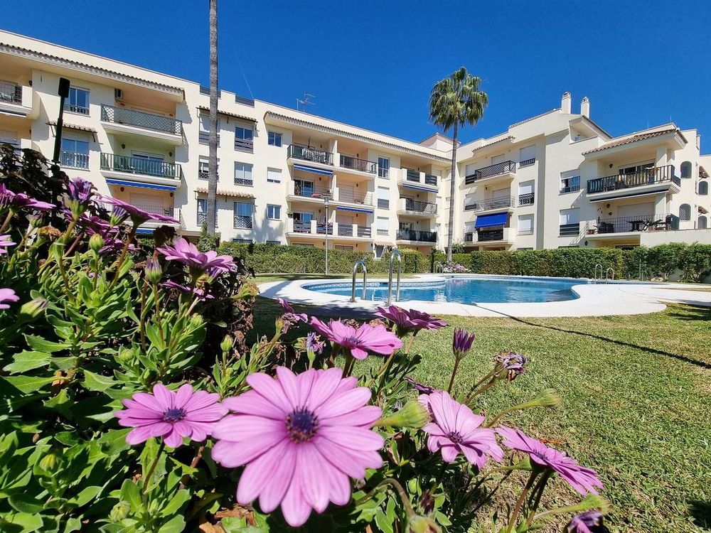 Apartment in Nueva Andalucía in Nueva Andalucía Others, Nueva Andalucía, Costa del Sol - Main property photo