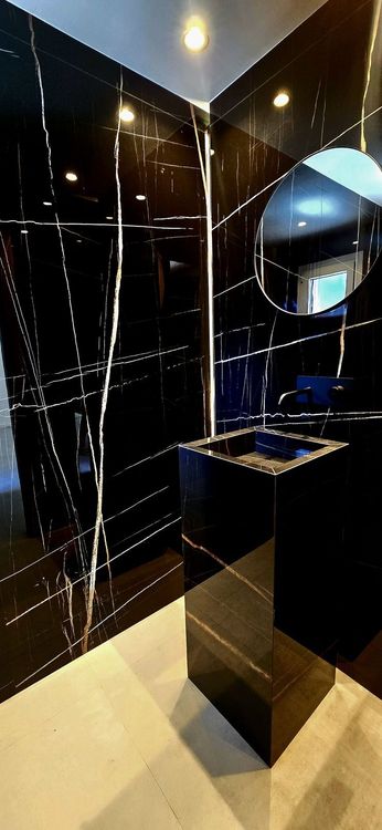 House | Resale in Atalaya in Atalaya, Costa del Sol - Photo 4