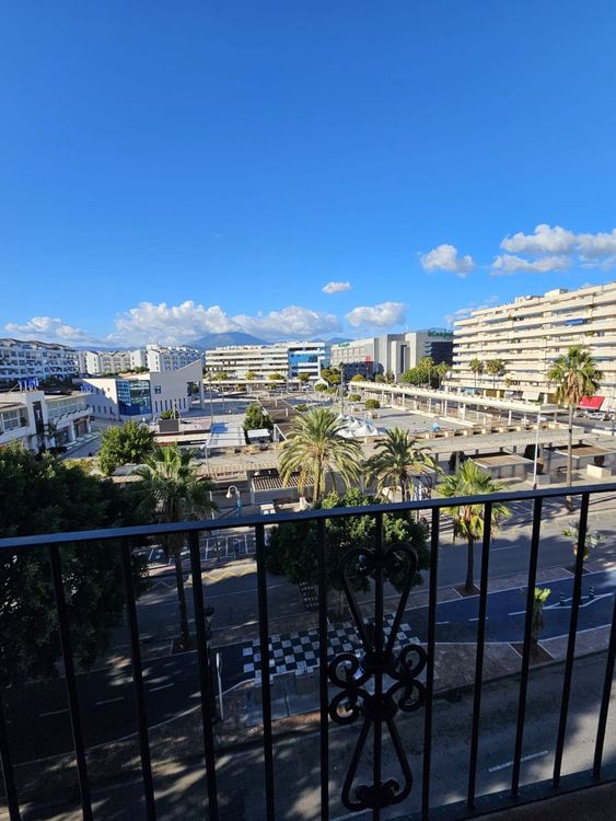 Apartment | Resale in Puerto Banús - Development photo 1