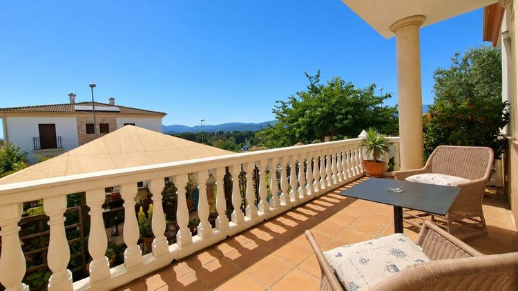 House | Resale in Ronda in Ronda, Serranía de Ronda, Costa del Sol - Photo 4