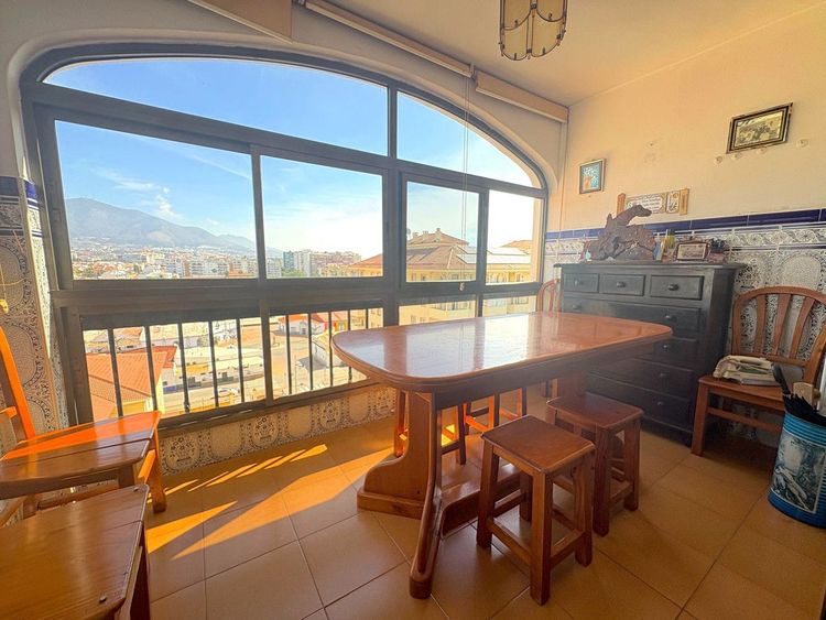 Apartment | Resale in Fuengirola in Fuengirola Others, Costa del Sol - Photo 2
