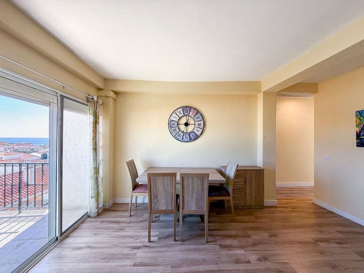 Apartment | Resale in Arroyo de la Miel in Arroyo de la Miel, Costa del Sol - Photo 2