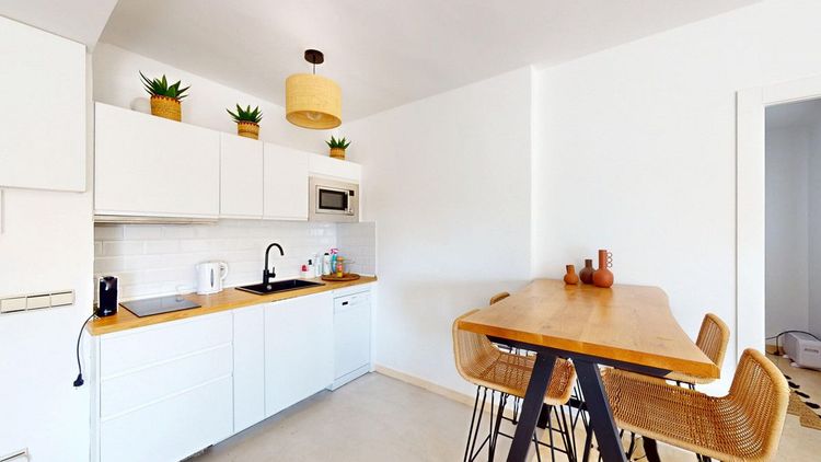 Apartment | Resale in Atalaya in Atalaya, Costa del Sol - Photo 2