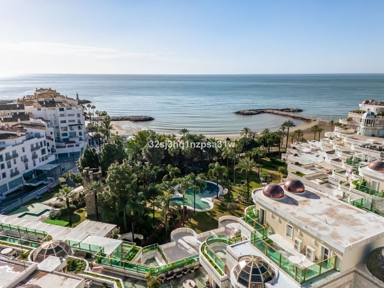 Apartment | Resale in Marbella - Development photo 1