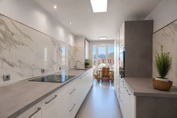 Apartment | Resale in Los Boliches in Los Boliches, Costa del Sol - Photo 3