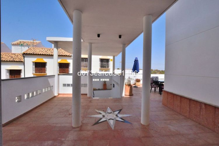 House | Resale in Ronda in Ronda, Serranía de Ronda, Costa del Sol - Photo 3