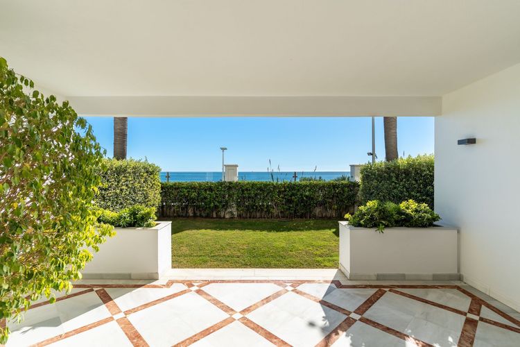 Apartment | Resale in Estepona - Development photo 1
